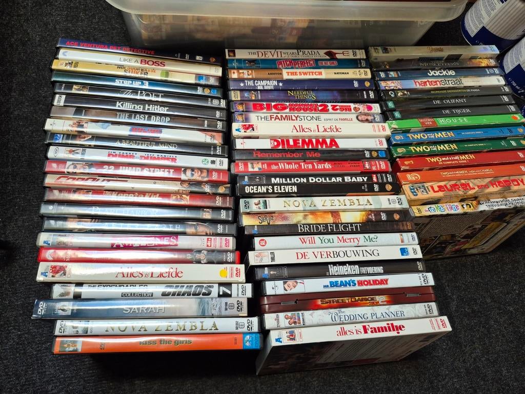 54 films ( 7 nieuw in seal )+ 7 seizoenen / boxen, Alle leeftijden, Ophalen, Zo goed als nieuw, Boxset