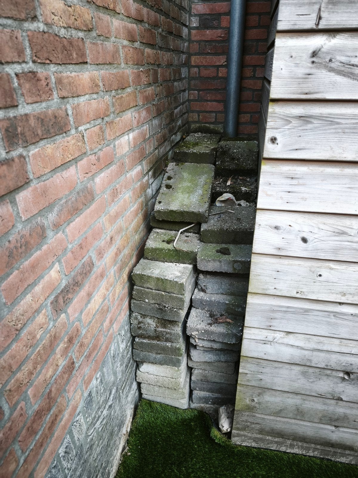 Gratis stoeptegels/klinkers - Ideaal voor tuin of oprit, Tuin en Terras, Ophalen, Gebruikt, Klinkers, Minder dan 5 m²