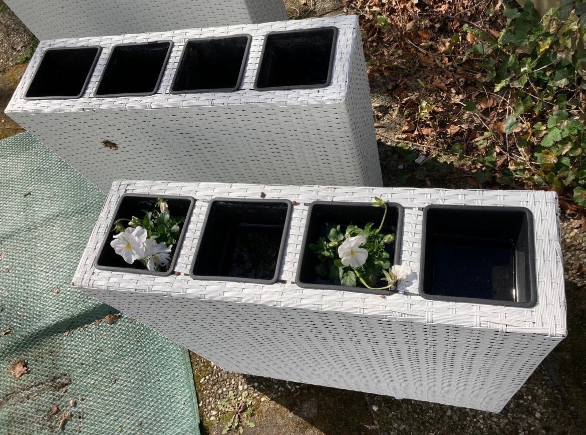 Verrijdbare plantenbakken - Wit wicker, Ophalen, Kunststof, Gebruikt, Balkon