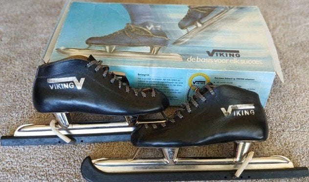 Hoge Vikings maat 39 in doos, Sport en Fitness, Schaatsen, Viking, Ophalen of Verzenden, Zo goed als nieuw, Noren