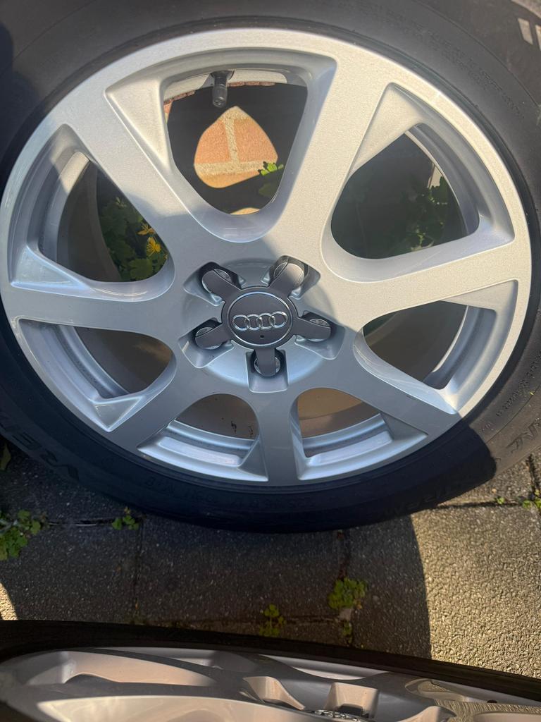 Audi Q5 banden met velg 235 65 R17, Ophalen of Verzenden, Nieuw