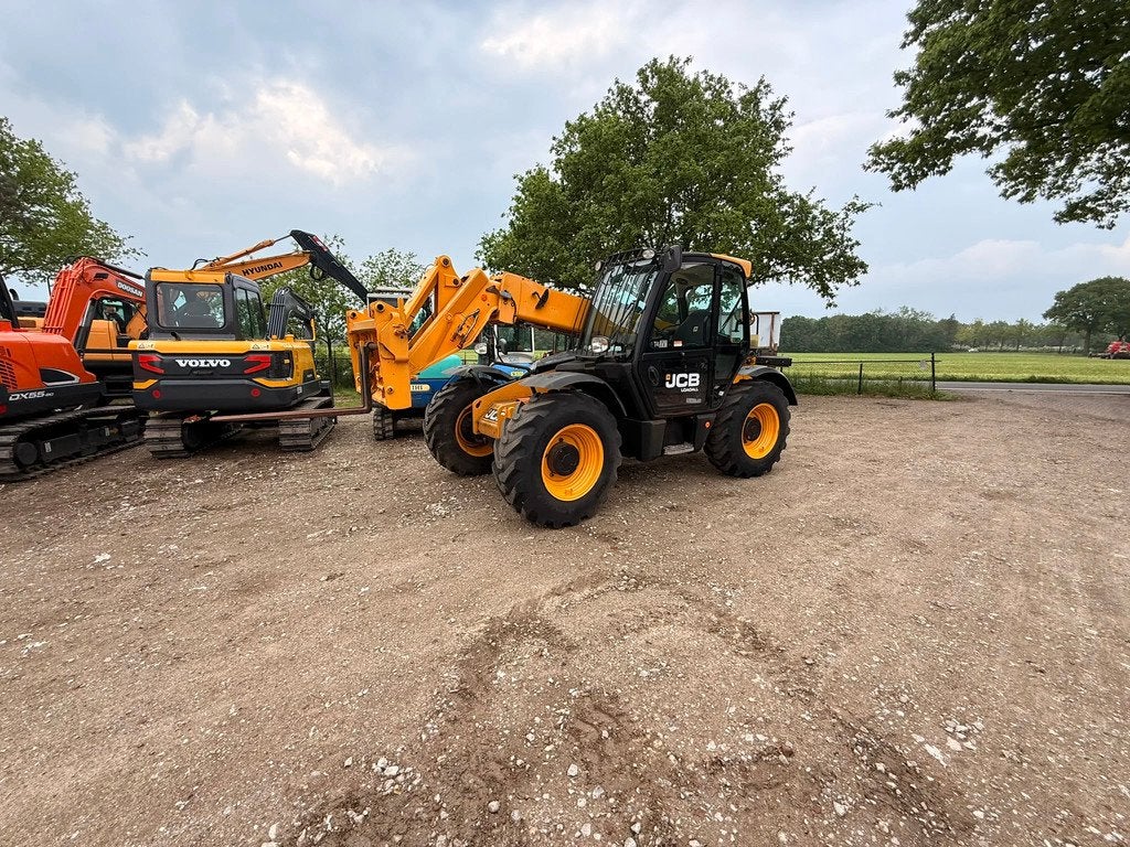 JCB 531-70 (bj 2018), Jansen Machines, Administratie@jansen-machines.com, Topperweg 60
3774 LJ  Kootwijkerbroek, Verreiker