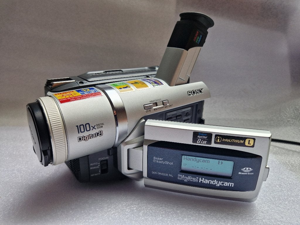 Sony Digital Handycam DCR-TRV620E PAL, 20x of meer, Overige soorten, Ophalen of Verzenden, Zo goed als nieuw