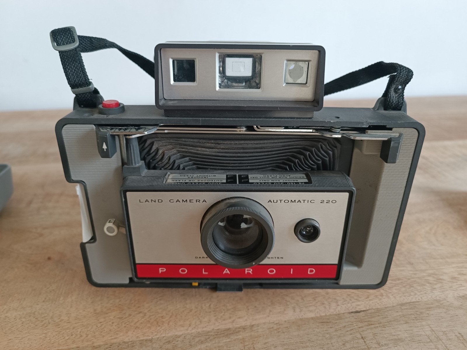 Polaroid 220 Land Camera - Vintage Collector's Item, Ophalen of Verzenden, Polaroid, Polaroid