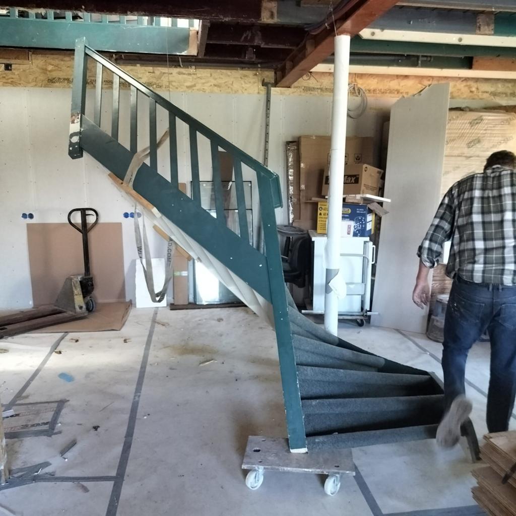 verdiepingstrap compleet, Doe-het-zelf en Verbouw, Ladders en Trappen, Ophalen, Gebruikt, 2 tot 4 meter