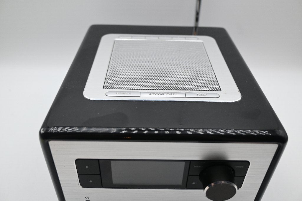 Sonoro SO-110 Radio DAB + Bluetooth Radio / Wekker, Gebruikt, -, Ophalen of Verzenden, B&S