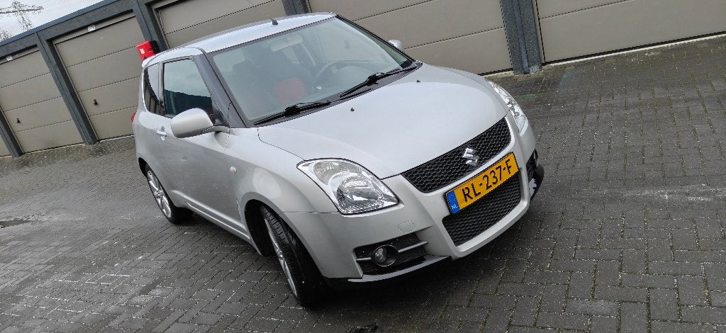 Suzuki Swift 1.6 3D Sport 2009 Grijs, Voorwielaandrijving, 125 pk, 40 €/maand, 4 cilinders