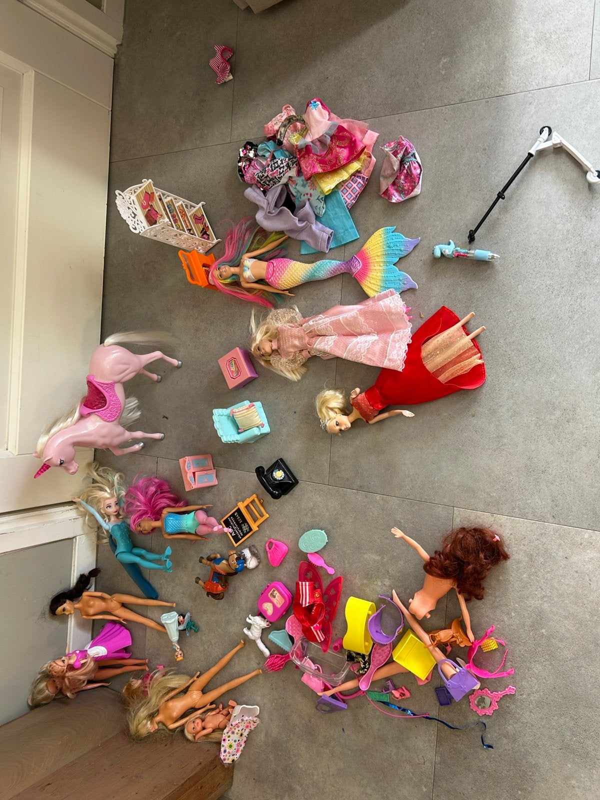 Barbie spulletjes, Ophalen, Zo goed als nieuw, Barbie