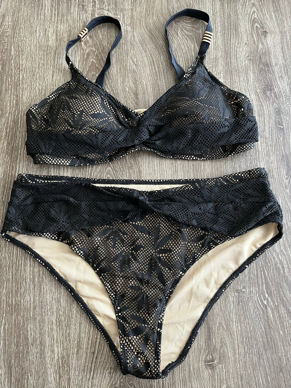 Nieuwe Jestijl bikini - XL (bovenstuk valt kleiner), Ophalen of Verzenden, Nieuw, Zwart, Bikini