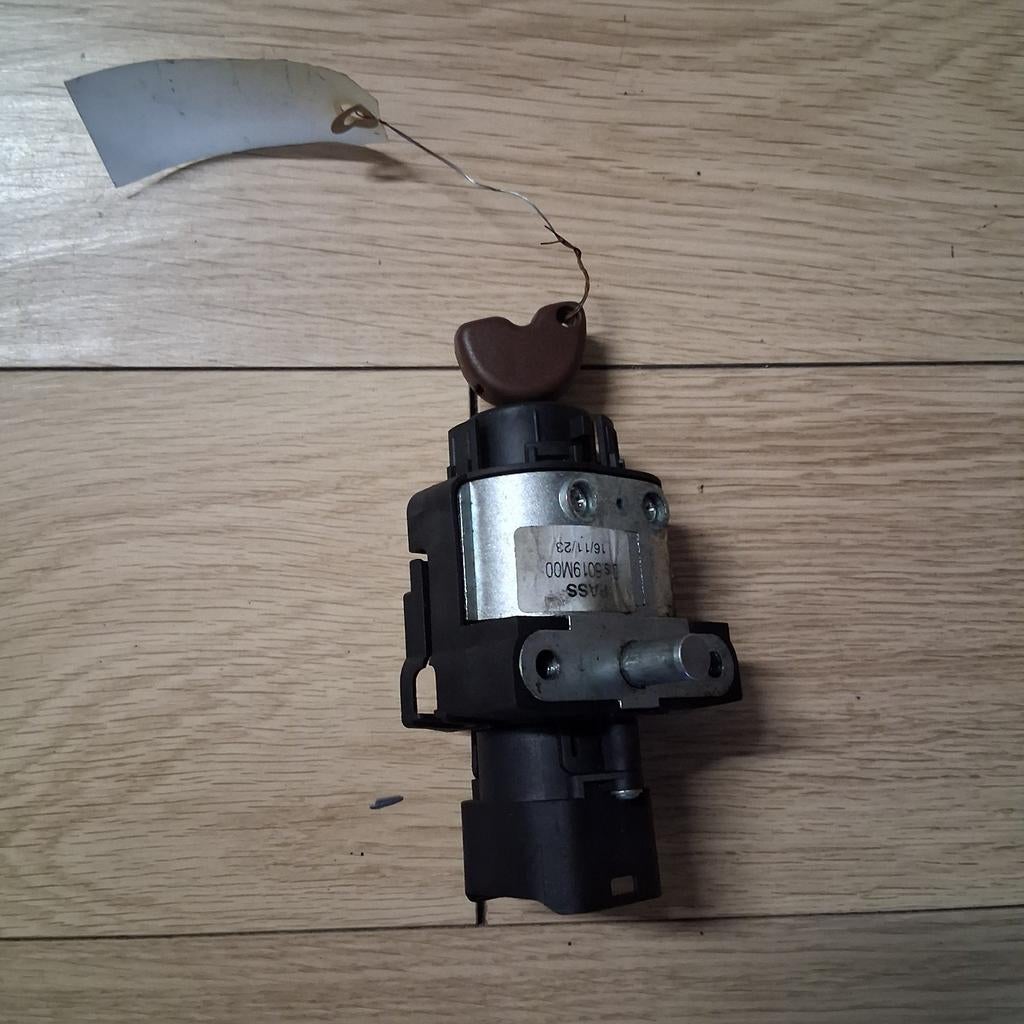 Piaggio mp3 contact slot onderdelen MP3, Motoren, Tuning en Styling, Ophalen of Verzenden