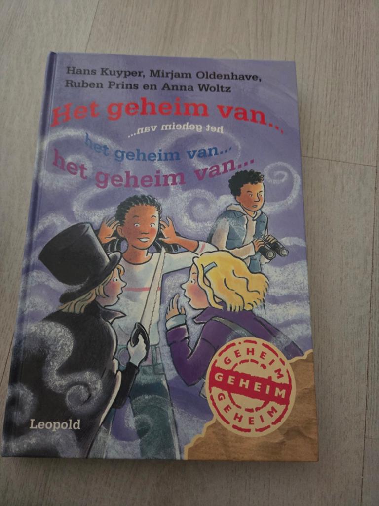 Het geheim van het geheim van het geheim..., Ophalen of Verzenden, Zo goed als nieuw, Fictie algemeen