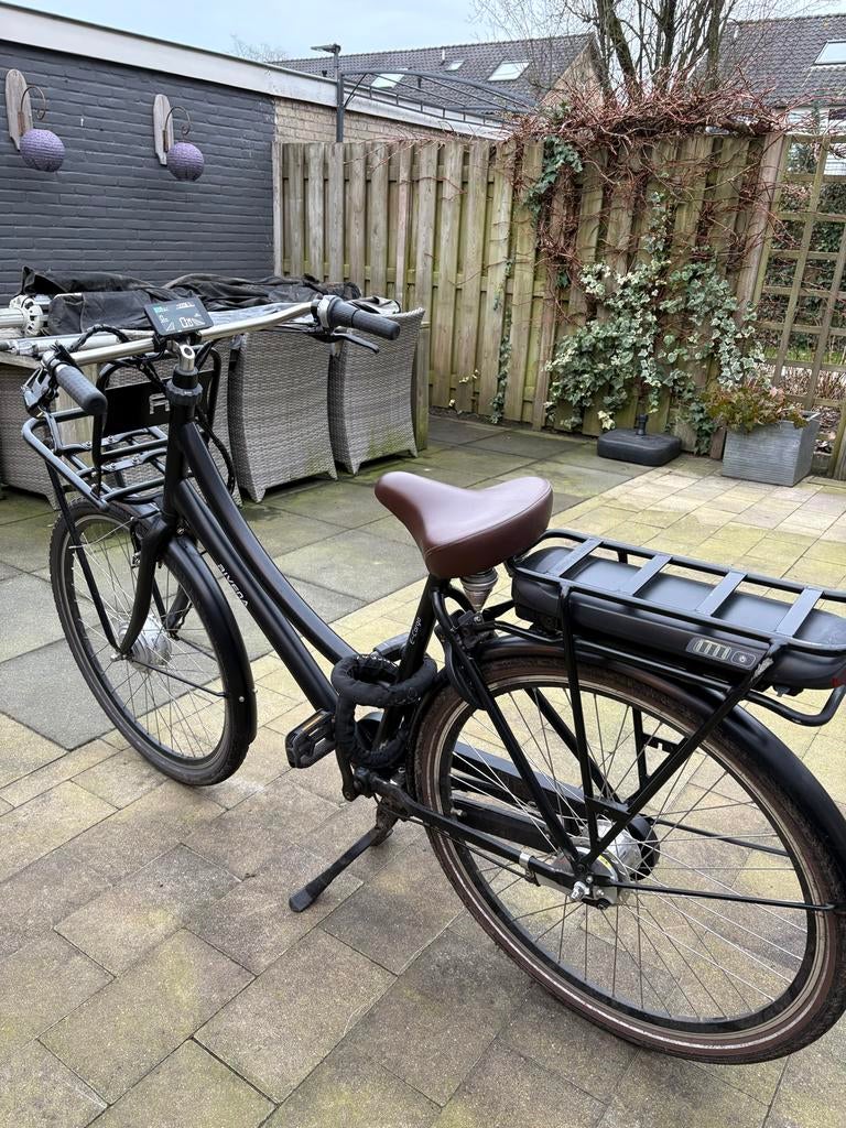 Elektrische fiets 2025 elektrische ondersteuning defect., Zo goed als nieuw, 51 tot 55 cm, 50 km per accu of meer, Ophalen