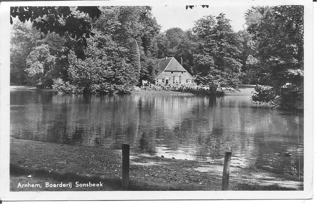 Oude Ansichtkaart Arnhem, Boerderij Sonsbeek (1956), Ophalen of Verzenden, 1940 tot 1960, Gelopen, Gelderland