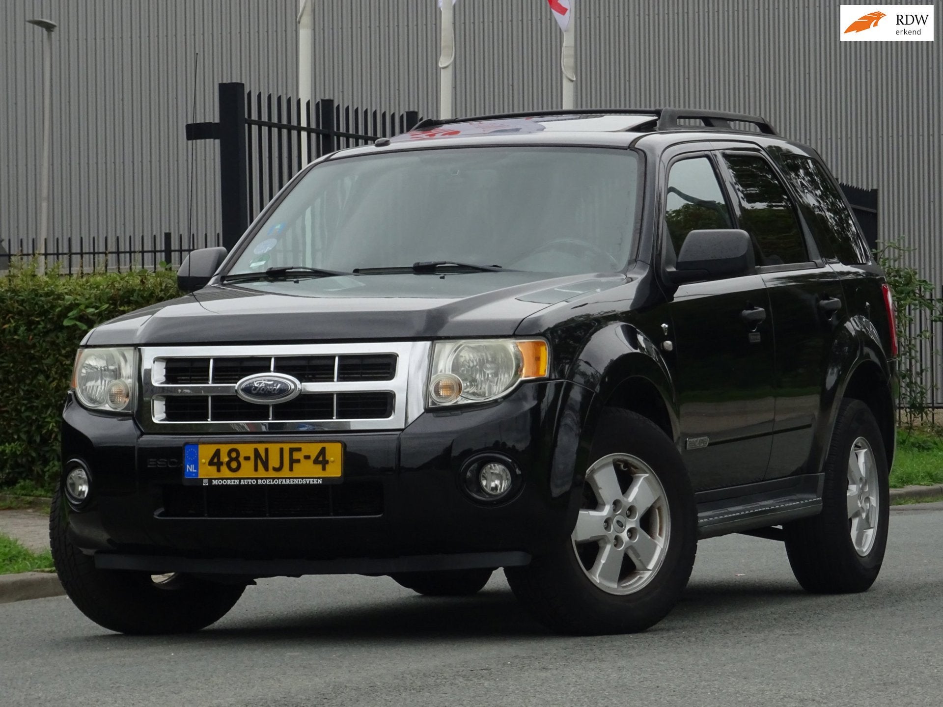 Ford USA Escape 3.0 AUTOMAAT LEER/AIRCO/CRUISE/OPENDAK/APK, Auto's, 450 kg, 907 kg, 1436 kg, Zwart