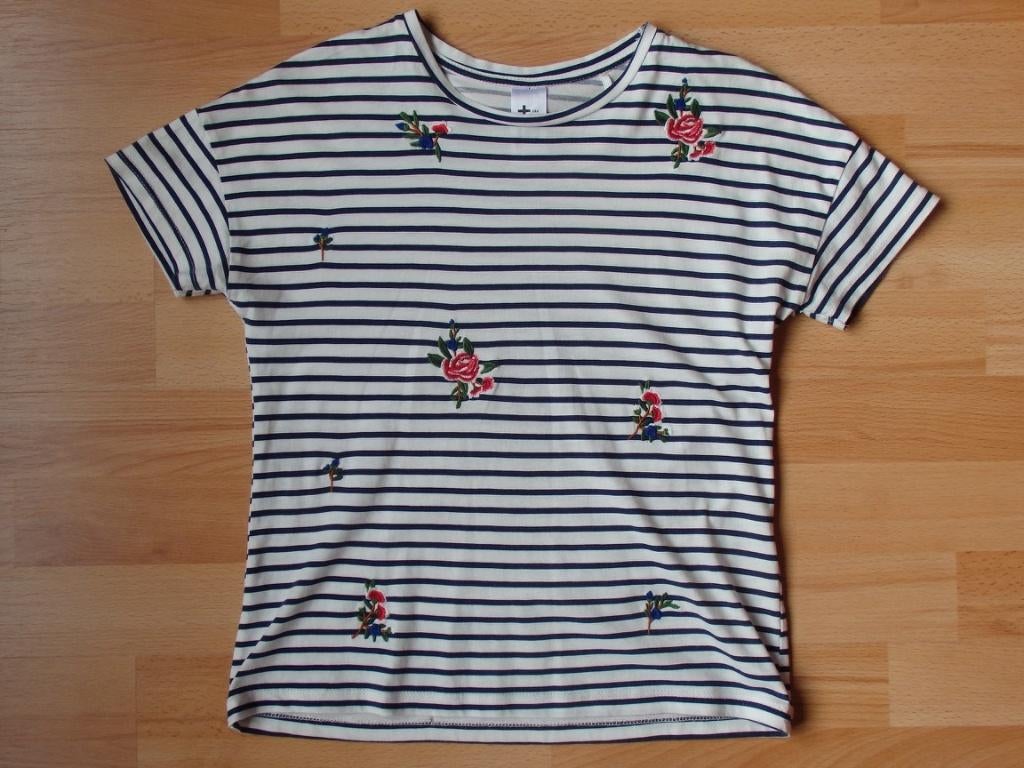 Gestreept t-shirt met bloemen van C&A maat 146/152, Ophalen, Gebruikt, C&A, Meisje