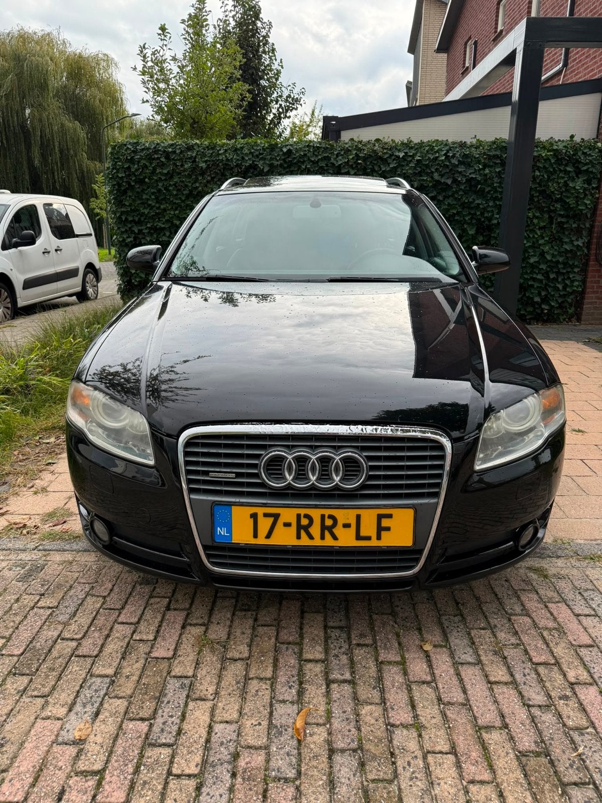 Audi A4 Avant 3.2 FSI V6 Quattro | Schuifdak | Nieuwe APK, Automaat, 1800 kg, Zwart, A4