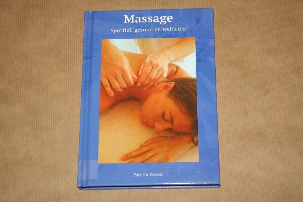 Massage - Sportief gezond en waldadig [Weleda], Ophalen of Verzenden, Zo goed als nieuw, Overige onderwerpen, Achtergrond en Informatie