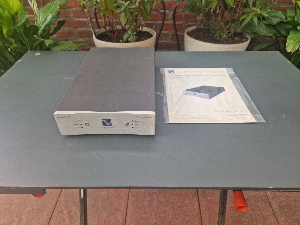 dac, Audio, Tv en Foto, Ophalen of Verzenden, Zo goed als nieuw