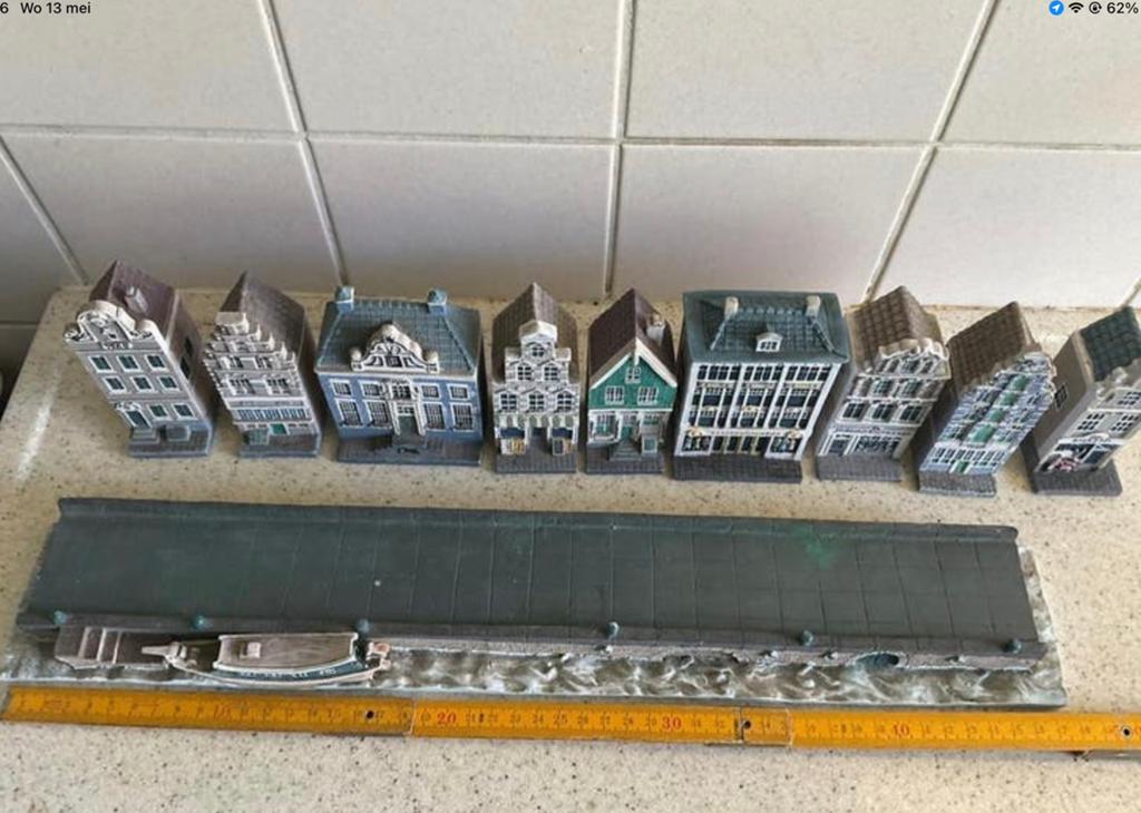9 miniatuur grachten huisjes Blokker, Ophalen of Verzenden