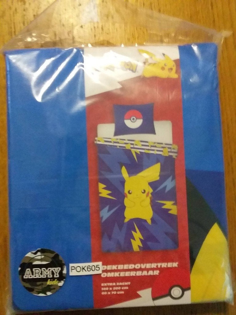 dekbed overtrek van pokémon, Dekbedovertrek, Nieuw, Ophalen of Verzenden, Overige kleuren