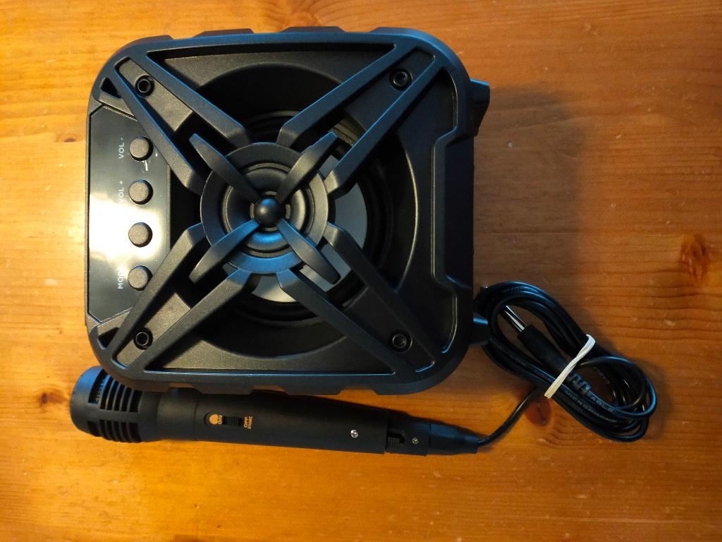 Karaoke Speaker 38610 – BRAINZ, Ophalen, Zo goed als nieuw, Complete set
