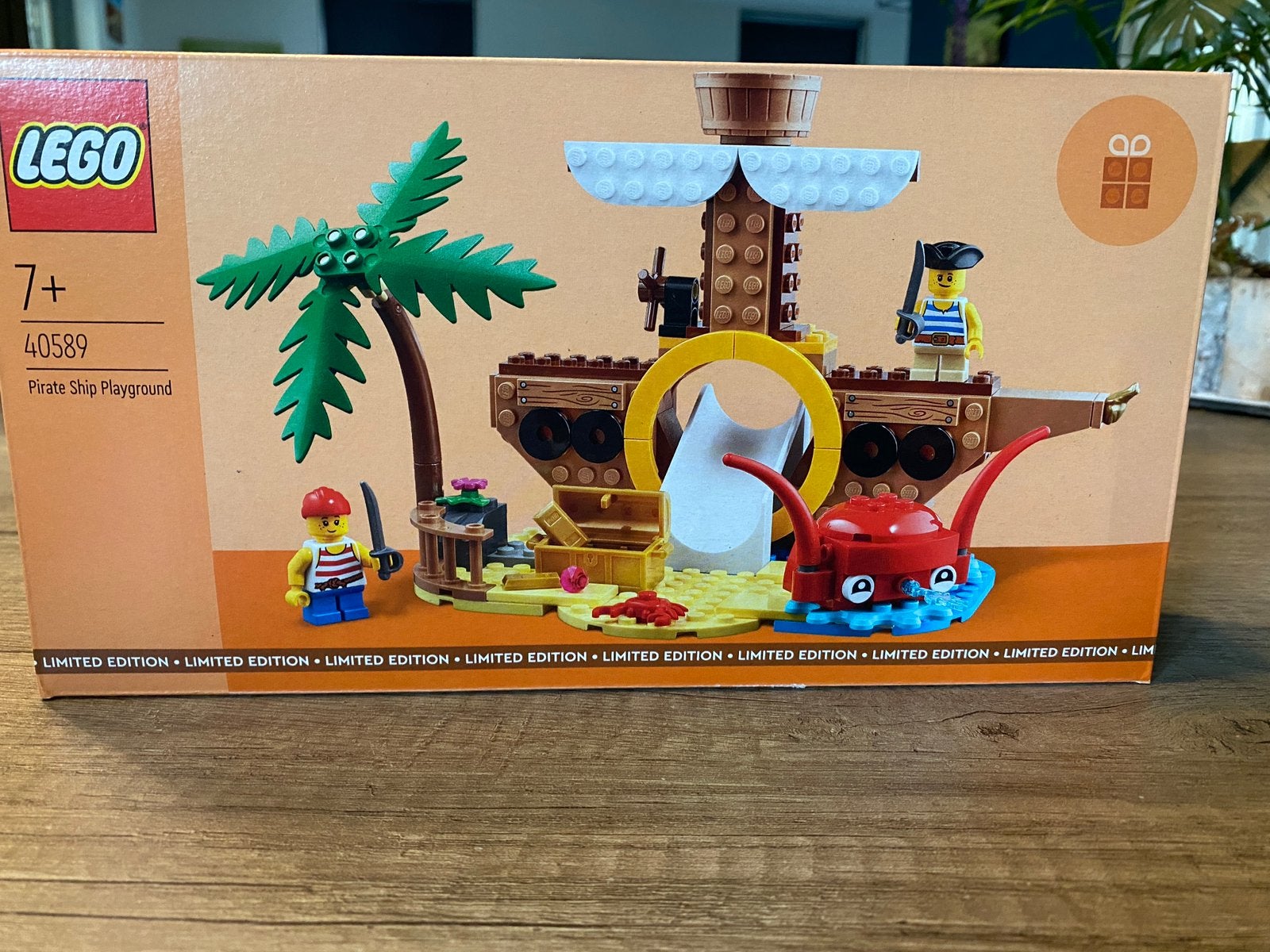 Lego Pirate Ship Playground 40589 **Sealed** Limited Edition, Lego, Nieuw, Compleet, Complete set
