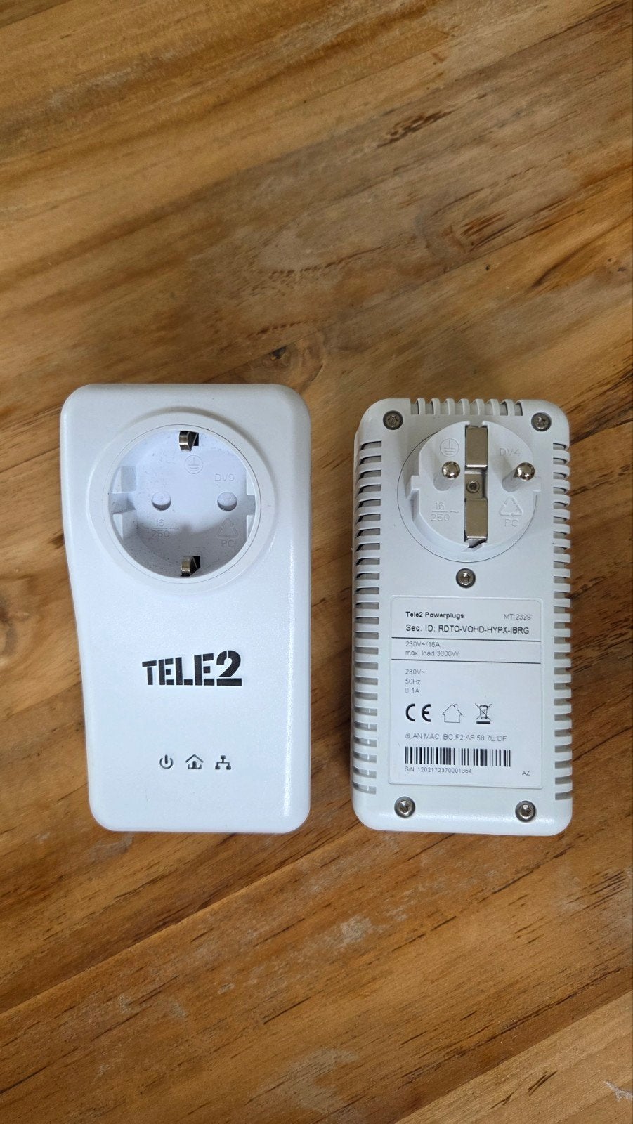 Tele2 Powerplugs MT.2329 - Set van 2 /data over je stroomnet, Computers en Software, Ophalen of Verzenden, Gebruikt, Tele2