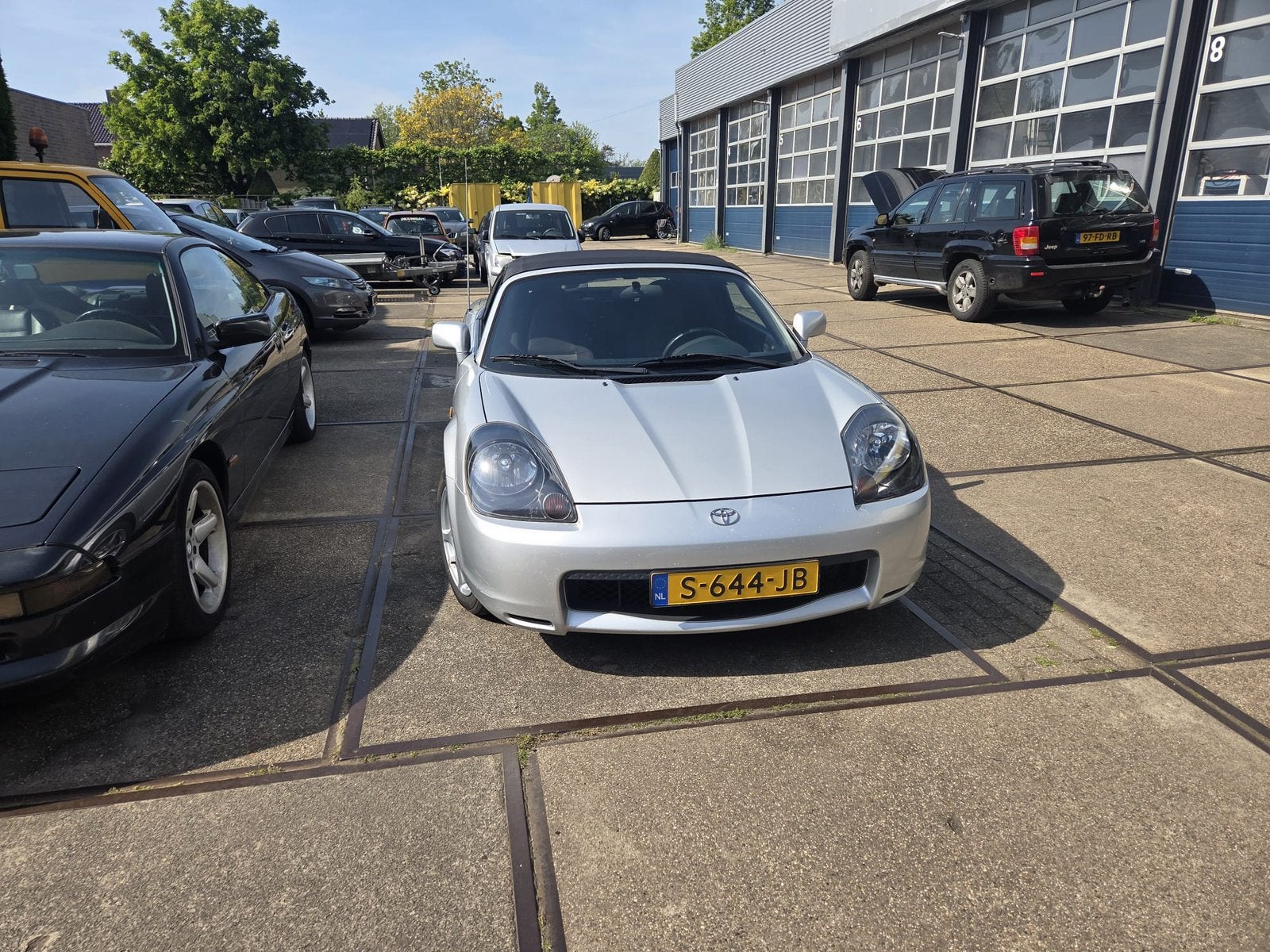 Toyota MR2 1.8 16V 2000 Grijs, 4 cilinders, Cabriolet, 14 km/l, Handgeschakeld
