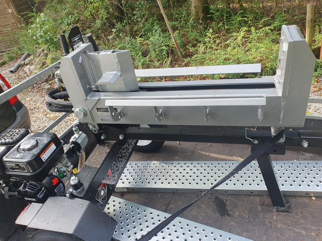 Kloofmachine 20 ton te huur - dubbelwerkend, Tuin en Terras, Kloofmachines, Ophalen of Verzenden, Liggend