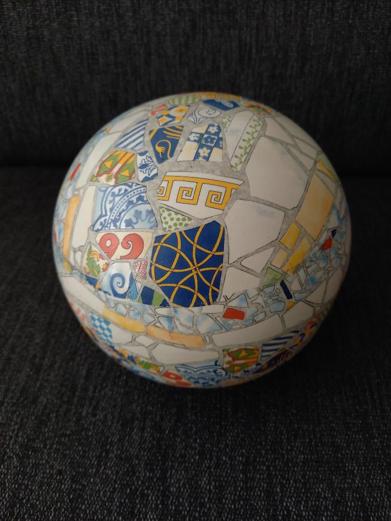 Decoratieve keramieken bol met mozaiekdecor, Gaudi-achtig, Ophalen, Gebruikt, Meerkleurig, Steen/keramiek