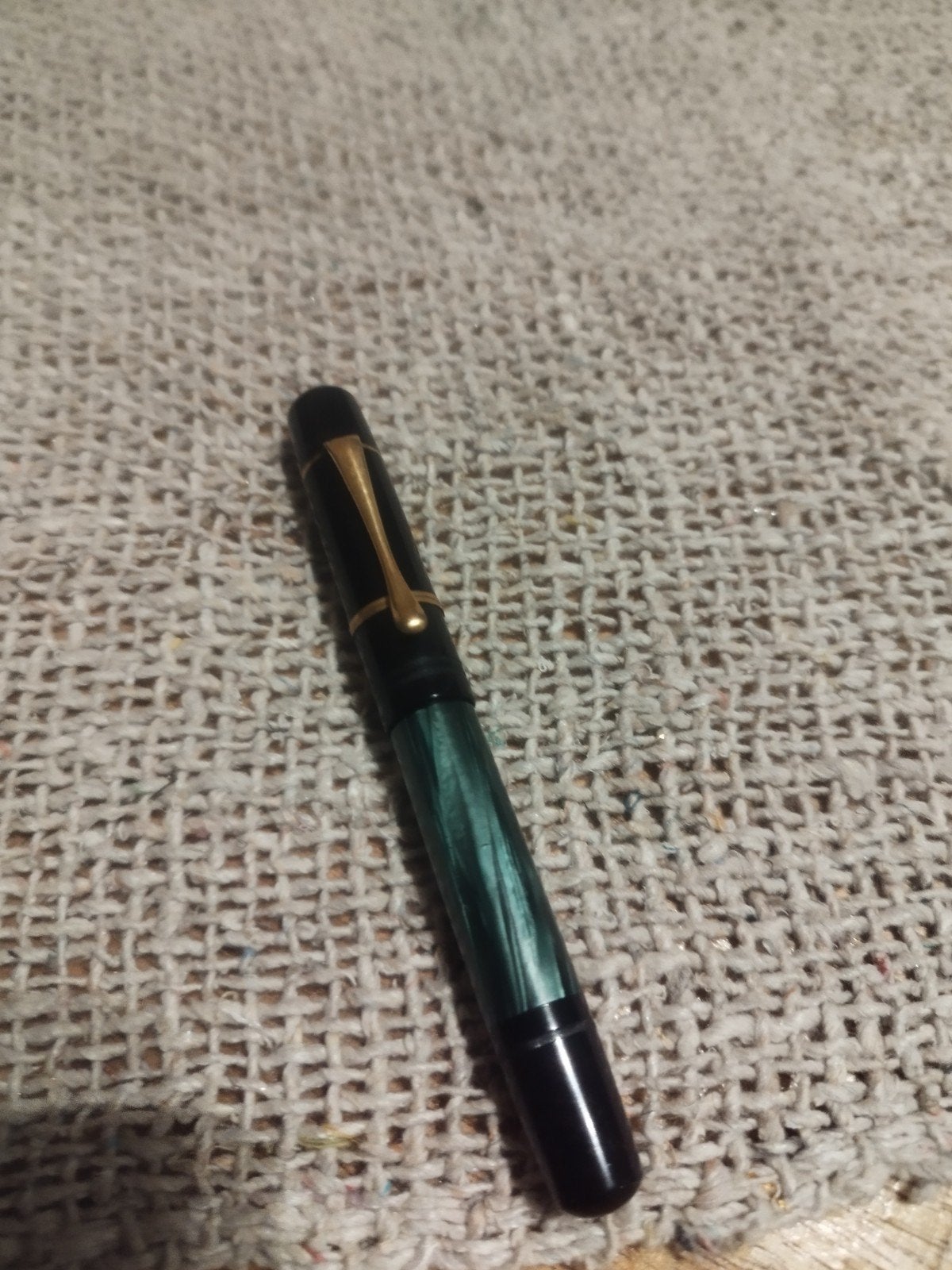 Pelikan 100 N Vulpen met 14 Karaat Gouden Clip en Punt, Ophalen of Verzenden, Zo goed als nieuw, Vulpen, Overige merken