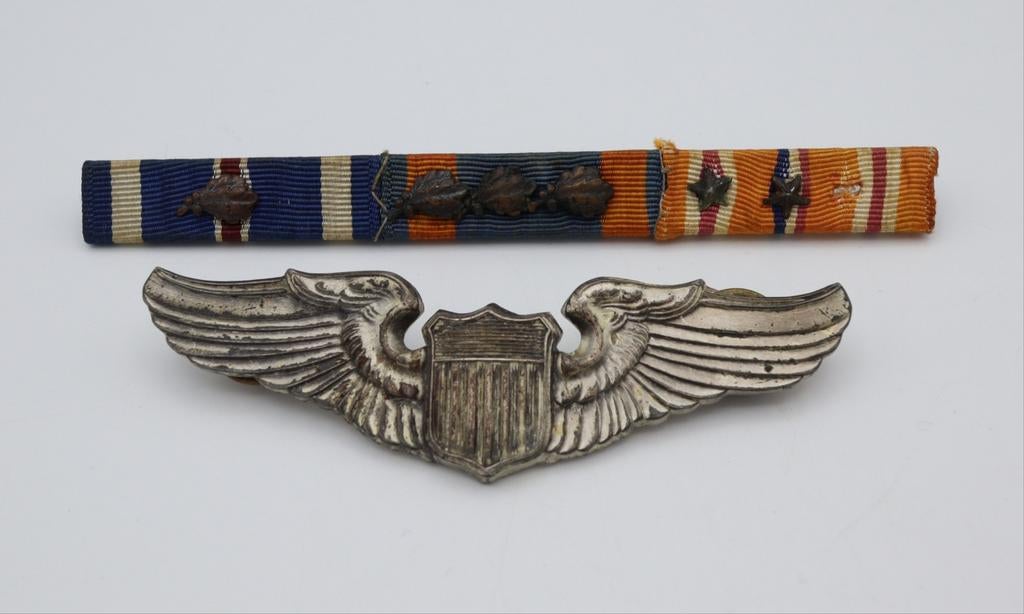 US WWII Pilot Wing & Distinguished Flying Cross ribbon bar, Ophalen of Verzenden, Landmacht, Amerika, Embleem of Badge