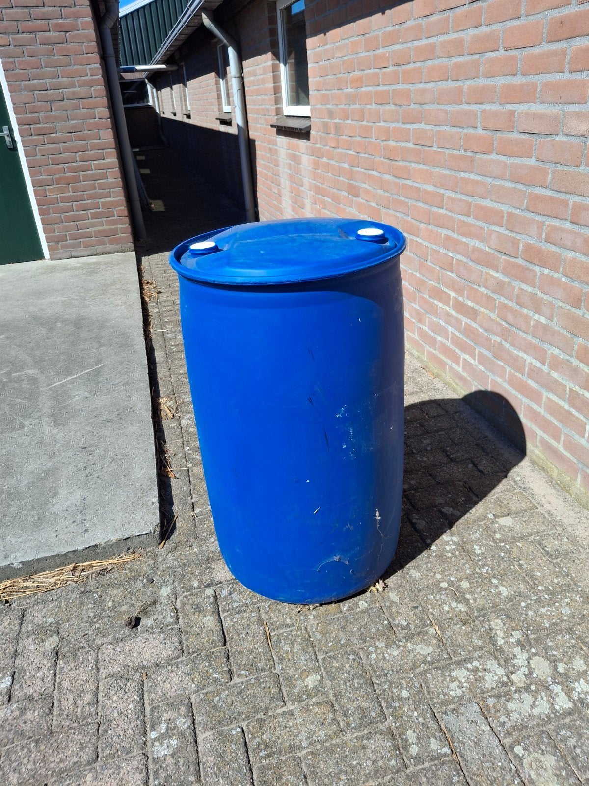 Blauw kunststof vat  200 liter, Tuin en Terras, 150 liter of meer, Ophalen, Gebruikt, Kunststof