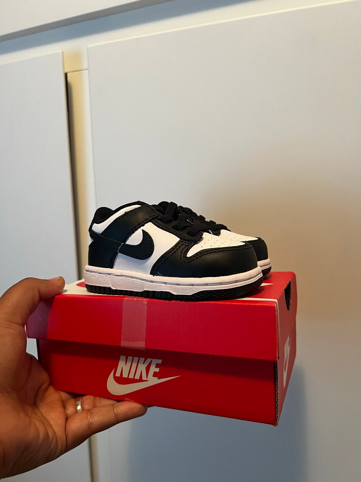 Nike Dunk Low Panda baby sneakers - Nieuw in doos, Ophalen, Nieuw, Jongen of Meisje, Schoenen