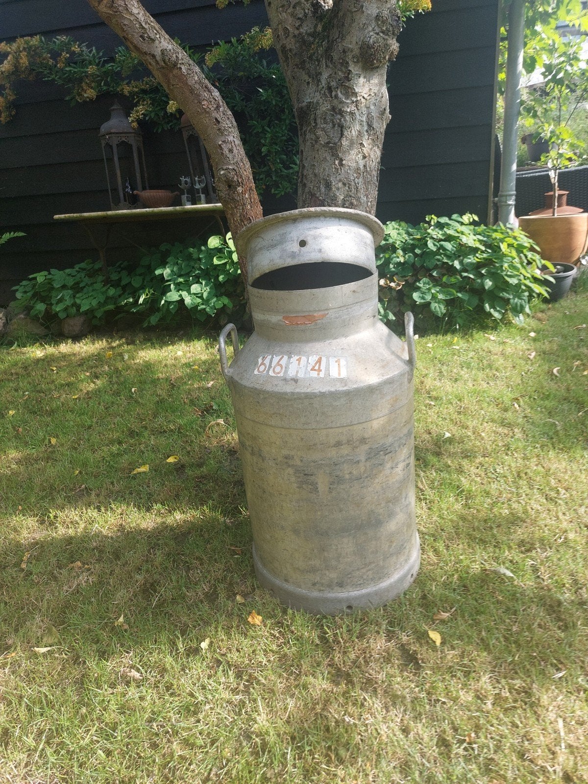 Antieke melkbus - Decoratieve blikvanger voor tuin/huis, Ophalen of Verzenden