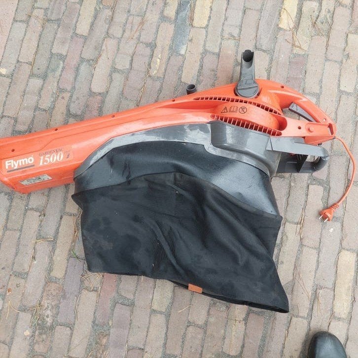 Flymo 1500W Bladblazer/Bladzuiger met Opvangzak, Ophalen, Gebruikt, Met opvangzak, Handgedragen