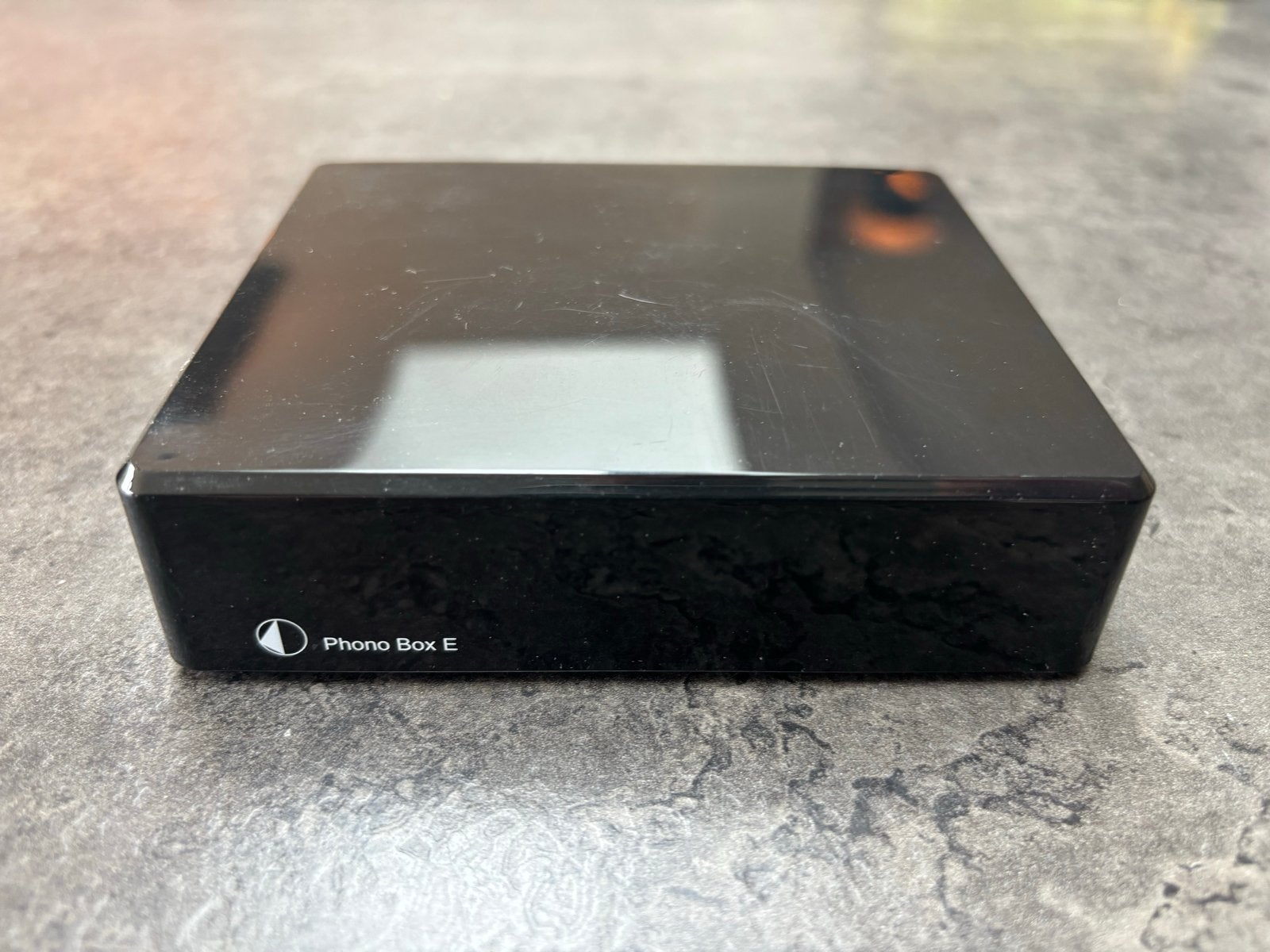 Pro-Ject Phono Box E - Phono voorversterker, Audio, Tv en Foto, Ophalen of Verzenden, Zo goed als nieuw, Overige merken