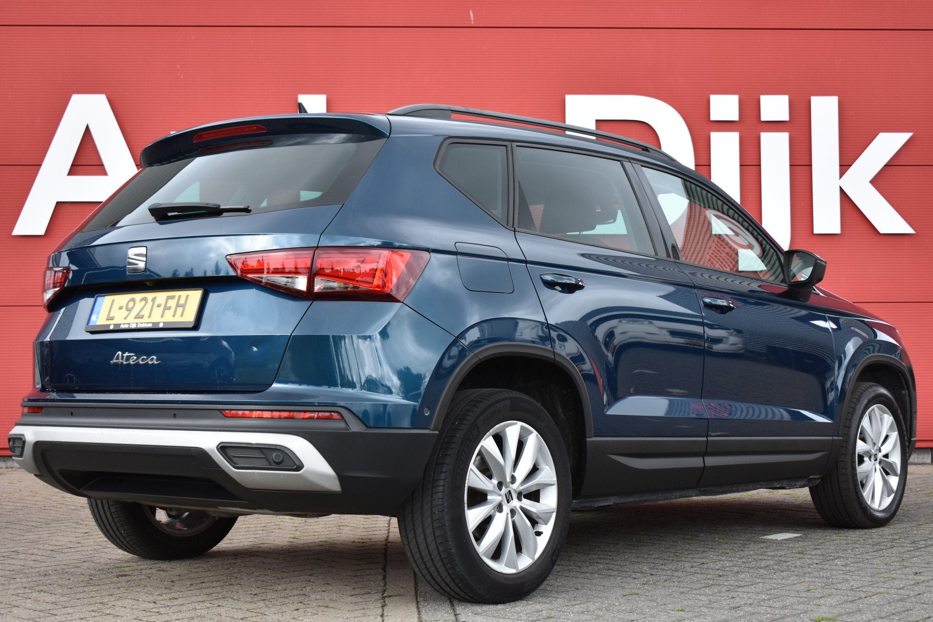 SEAT Ateca 1.0 TSI Style Business Intense Full-LED | Camera, Auto's, Voorwielaandrijving, Stof, Gebruikt, Euro 6