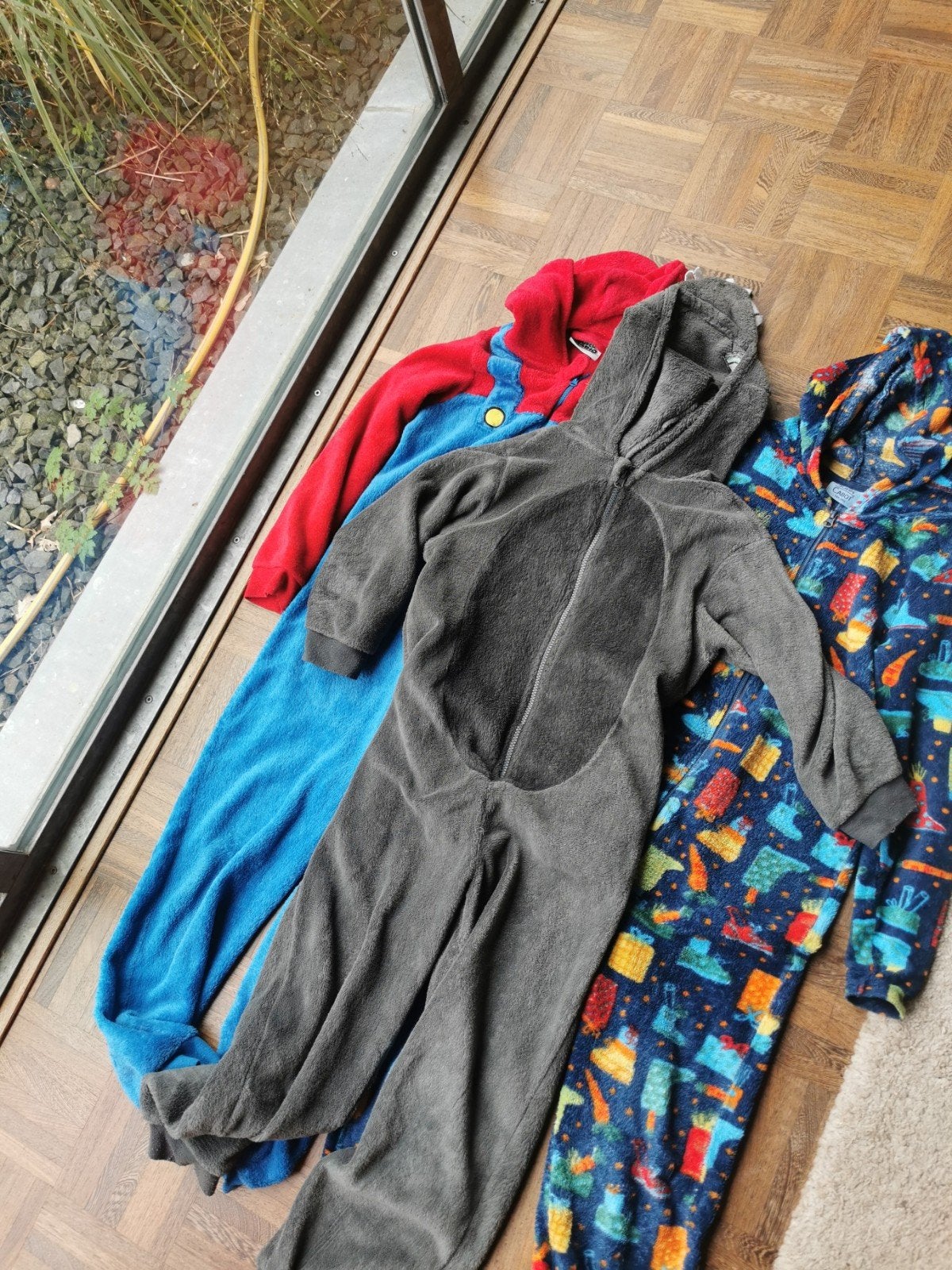 Super Mario onesie 146 Sinterklaas 134 Wolf Beer 134, Ophalen of Verzenden