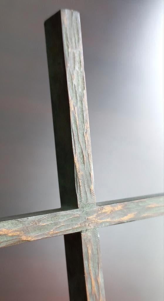 Antiek bronzen kruis – beeldhouwkunst religieuze brons, Ophalen of Verzenden, Brons