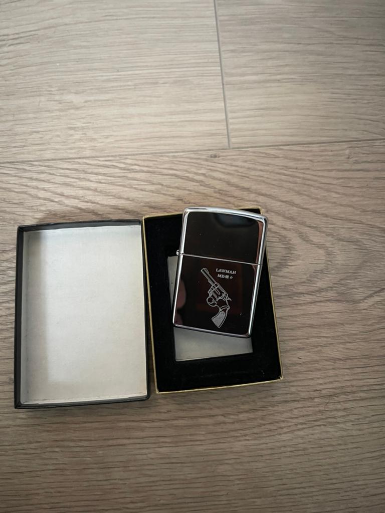 Lawman mk3 zippo in absolute nieuwstaat, Verzamelen, Ophalen