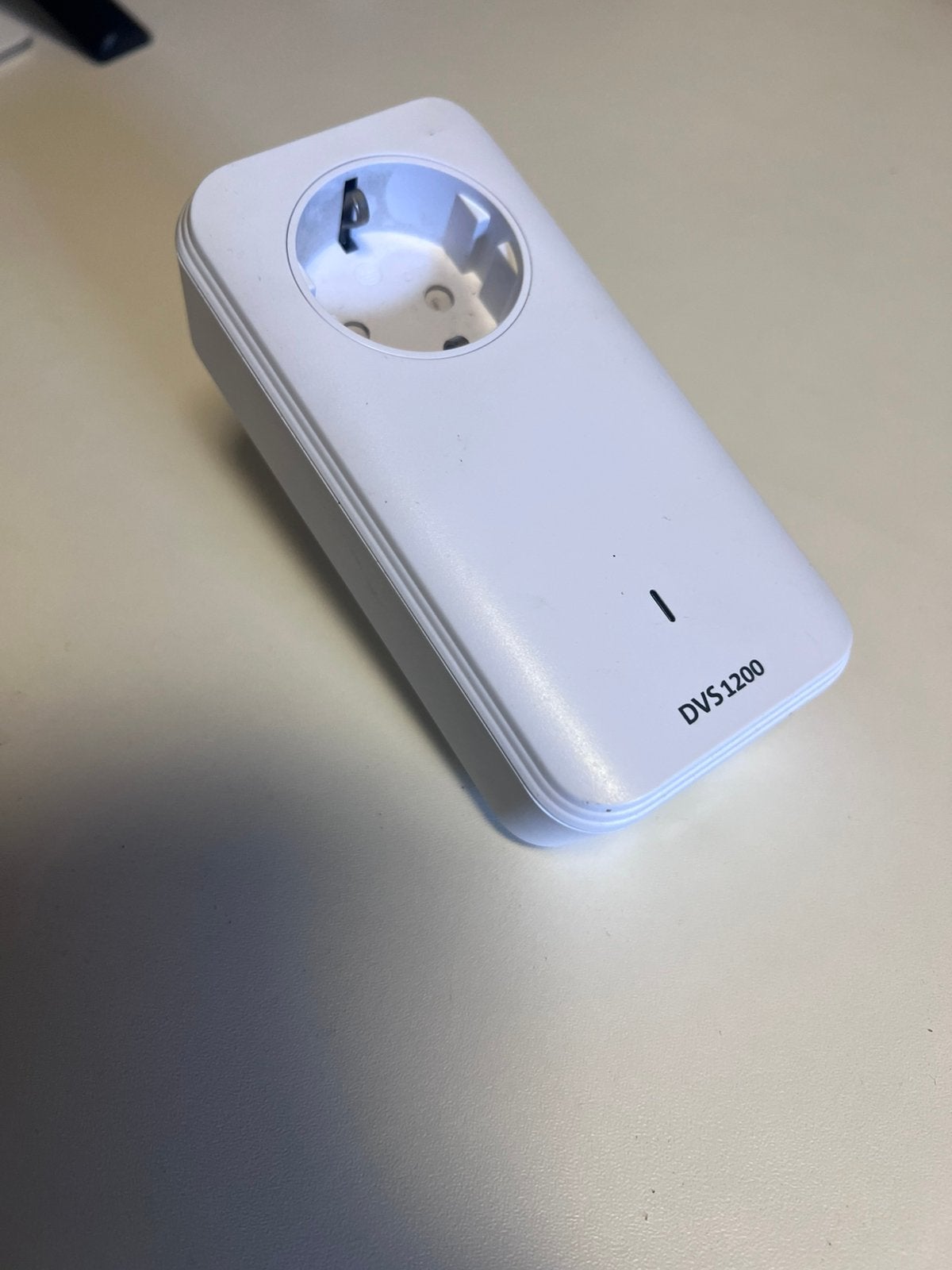 Devolo DVS 1200 Internet WIFI versterker Smart Stopcontact |, Computers en Software, Ophalen of Verzenden, Zo goed als nieuw