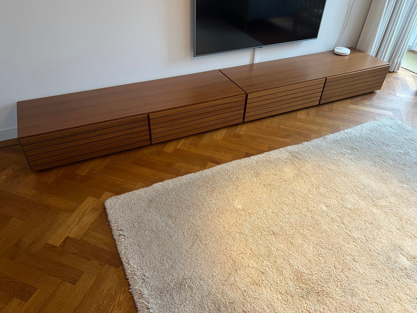 TV meubel walnoot BoConcept, Huis en Inrichting, Ophalen, Scandinavisch, Zo goed als nieuw, 200 cm of meer