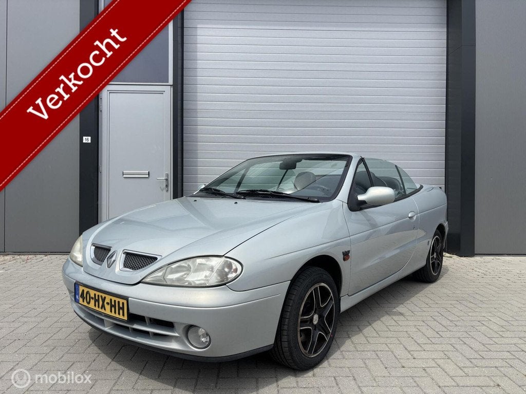 Renault Megane Cabrio 1.4-16V Dynamique, Voorwielaandrijving, Cabriolet, 4 stoelen, 49 €/maand