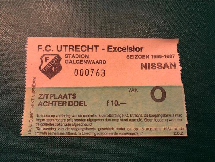 ⚽ Ticket Fc Utrecht - Excelsior seizoen 1986/1987 ⚽, Ophalen of Verzenden, Zo goed als nieuw, F.C. Utrecht, Overige typen