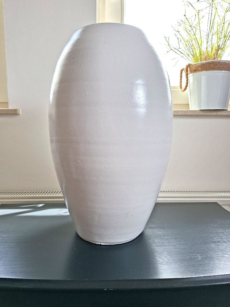 Grote witte vaas, modern design, Ophalen, Gebruikt, Wit, Steen/keramiek
