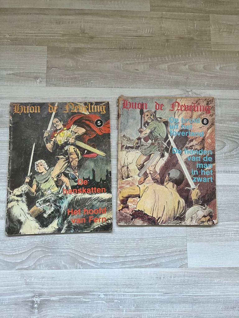 Huon de Neveling boeken 5 en 8, Ophalen of Verzenden, Gelezen