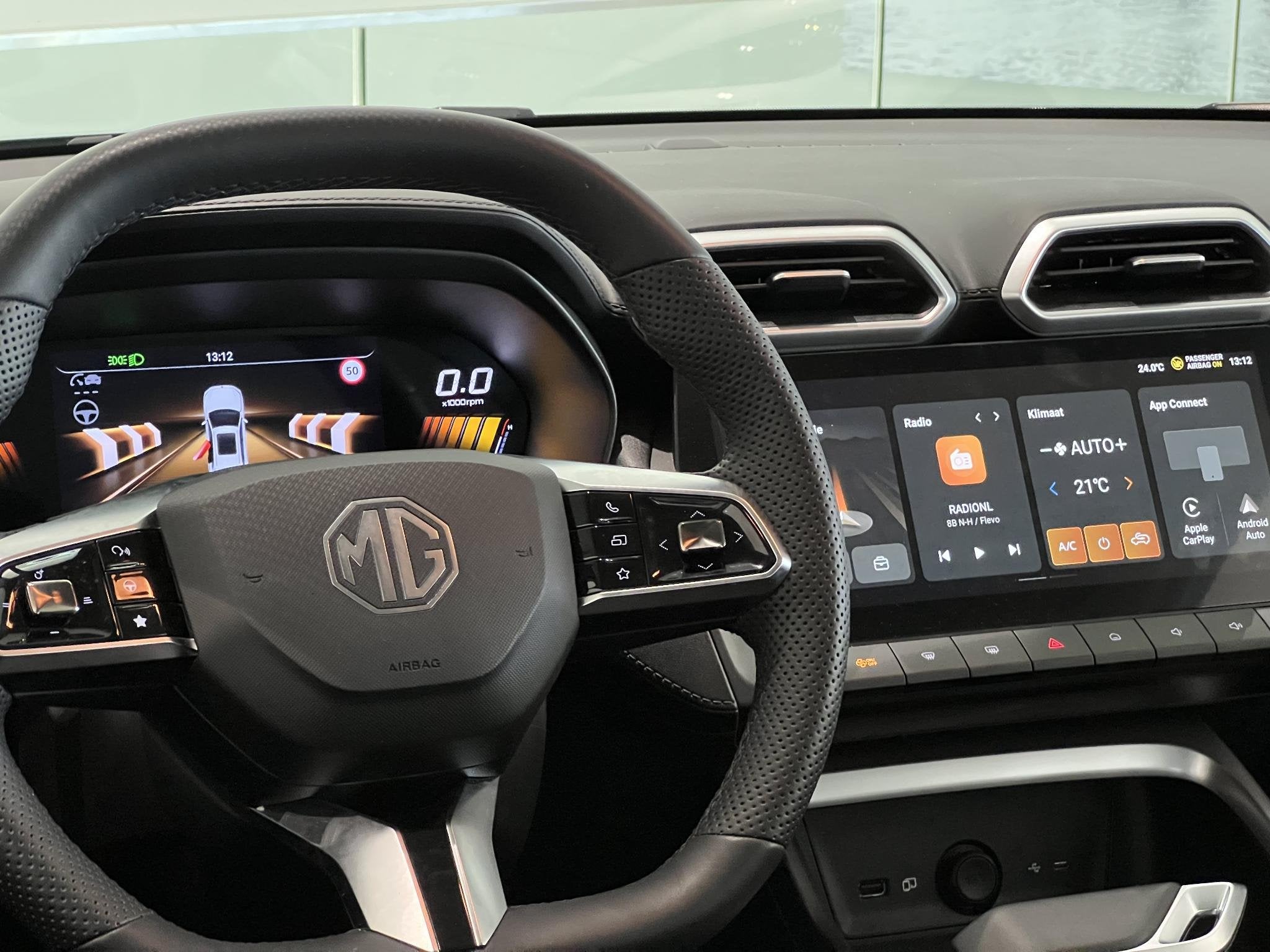 MG ZS 1.5 Hybrid+ Aut Comfort | Navi | CarPlay | Leder Inter, Auto's, 12 maanden, Stof, Euro 6, 4 cilinders