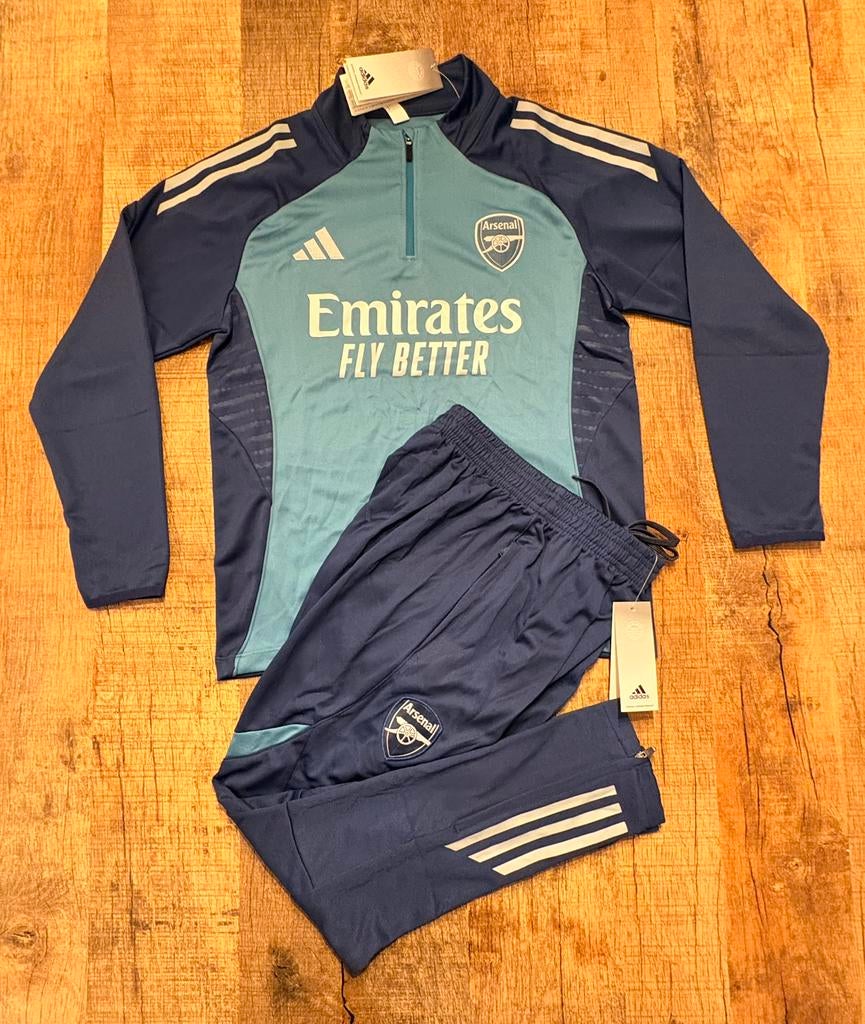 Nieuwste collectie Arsenal Trainingspak!, Ophalen of Verzenden, Nieuw, Jongen of Meisje, Setje