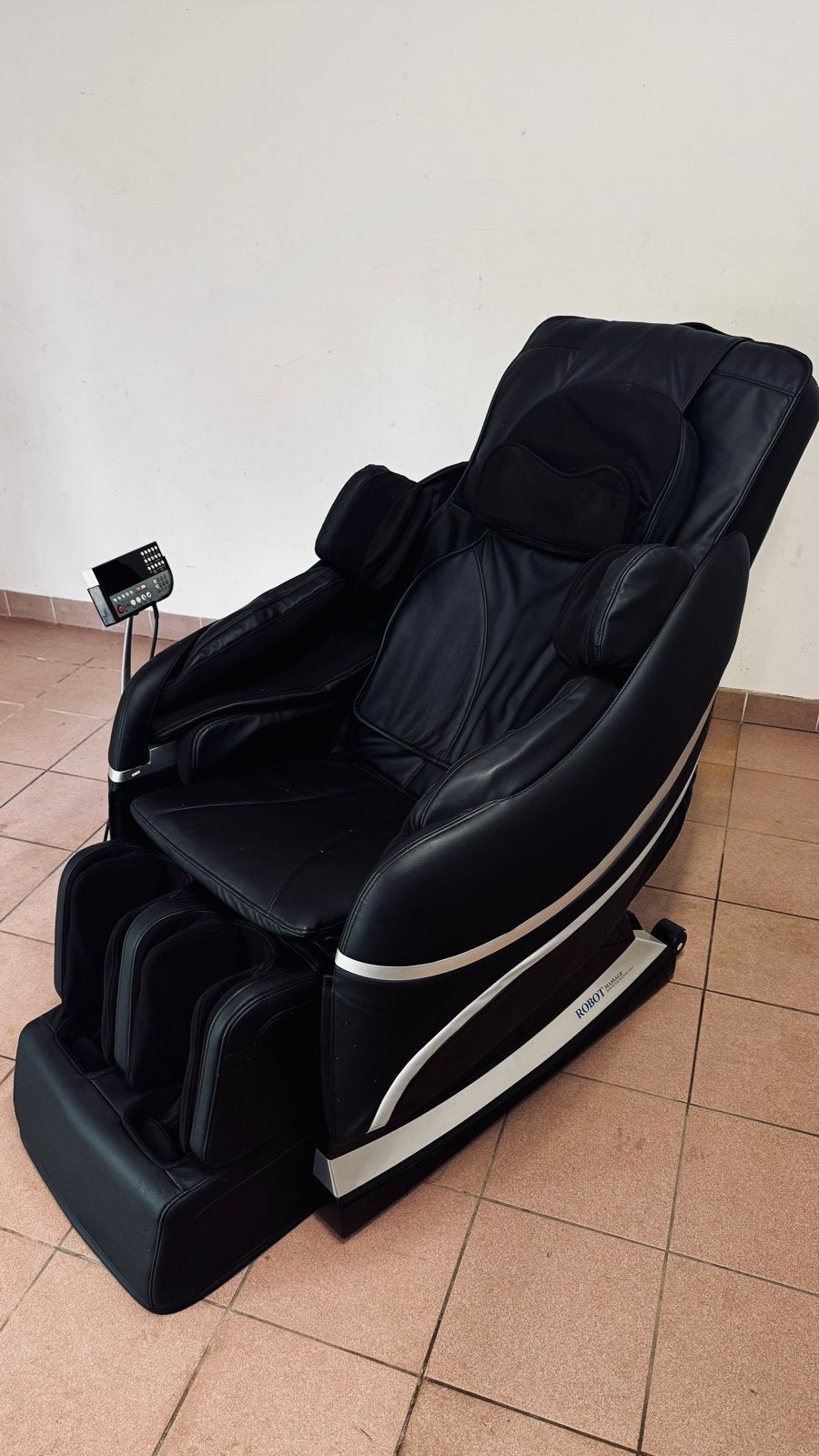 Robot Massage Stoel - Zwart, Volledige Lichaamsmassage, Ophalen, Gebruikt, Massagestoel of Kussen
